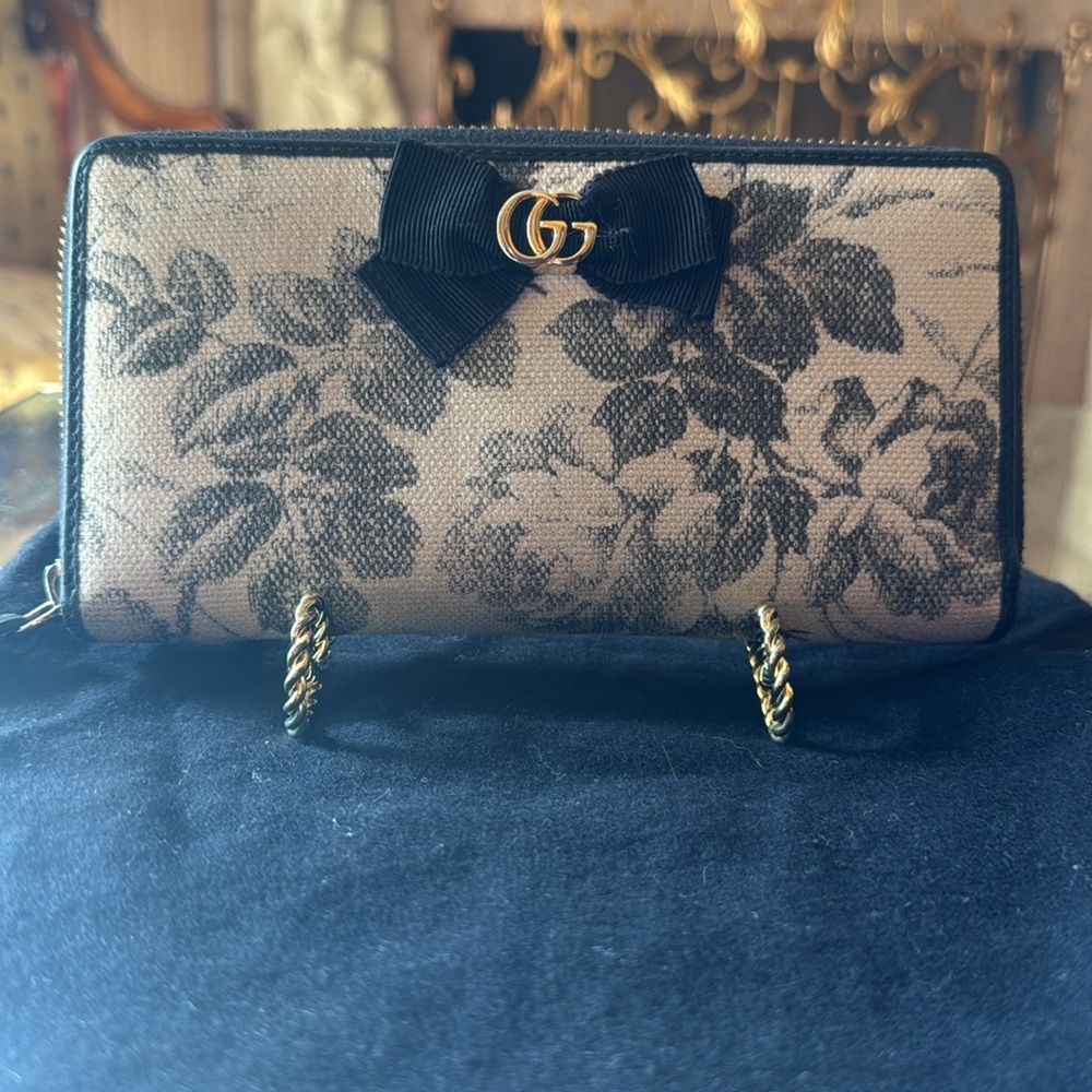Gucci wallet - Picture 2 of 9